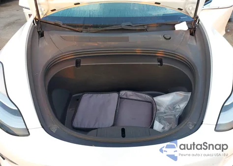 2020 Tesla Model 3 Standard Range Plus Rear-Wheel Drive/Standard Range Rear-Wheel Drive from USA, damaged, VIN 5YJ3E1EA2LF615211